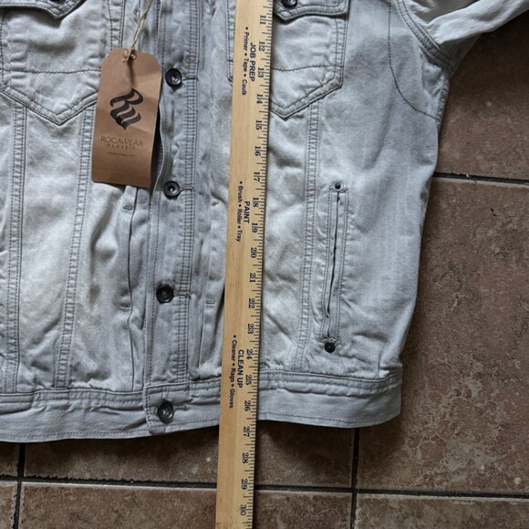 Rocawear Gray Wash Denim Jacket Classic Trucker Button Front Size XL NWT - Picture 8 of 11